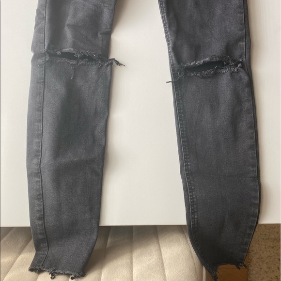 Zara High Waisted Distressed Jeans, Size 4 - Picture 2 of 7